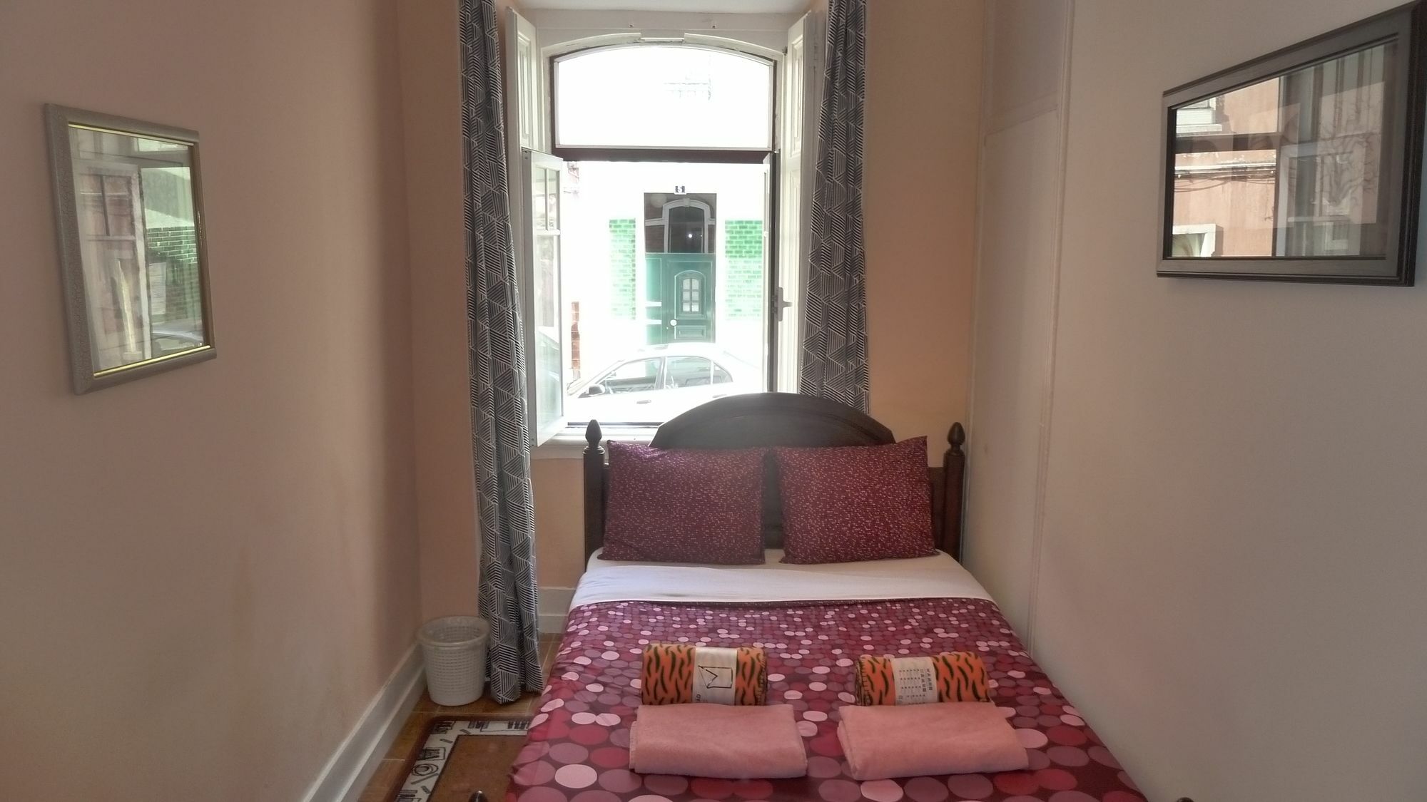 Midtown Guest House Lisboa Екстериор снимка